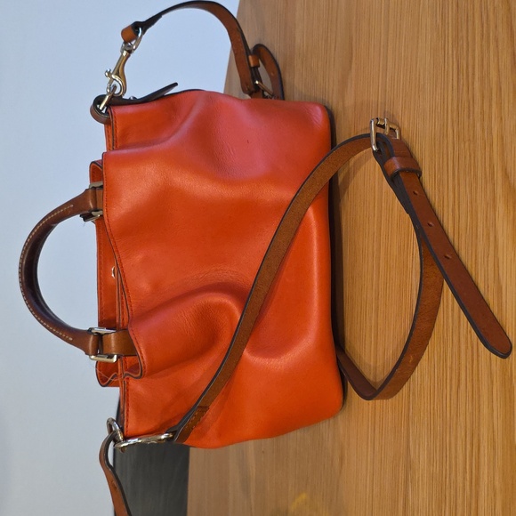 Dooney & Bourke DB Barlow Pink Florentine Leather Shoulderbag Crossbody Satchel - Picture 3 of 7